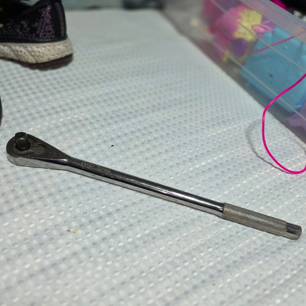 RIDGID 70437 RATCHET 1/2" 15" long 226 RATCHET - Picture 3 of 8